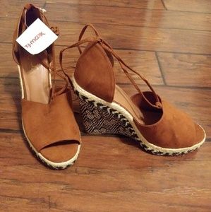 Women's wedge heels